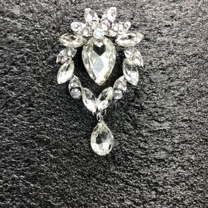 Sparkling crystal flower drop brooch pin